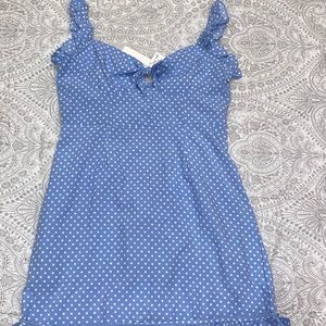 Blue and white polkadots dress